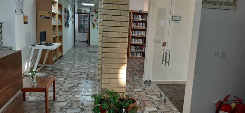 بخش ورودی کتابخانه